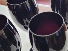 8 1/4″ Stemmed Black Wine Glasses – set of 4