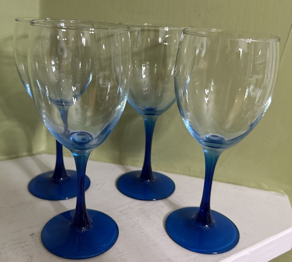 lot of 4 hand blown clear with blue stems artist made 7.5″ wine glasses