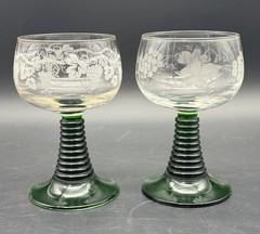 French Luminarc Emerald Green Beehive Stem Grape Etch Coordinating Wine Glasses
