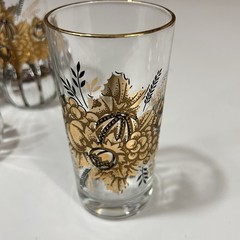 Set of 4 Vtg Gold Drinking Glasses Tumblers Leaf 6” Tall w/spring Coasters