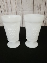 VINTAGE MILK GLASS SHORT STEMMED GLASSES/GOBLETS GRAPE DESIGN SET OF 2