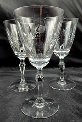 Lot of 3 Signed Fostoria Sweetheart Rose Crystal Water Goblets Glasses 7″ #2 set