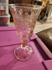 Indiana Glass Pink Tiara Last Supper Cross Chalice Wine Goblet – 7″ Tall