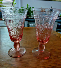 Mikasa Studio Nova Adirondack Aztec Southwestern Pink Goblet Glass Vintage 7″