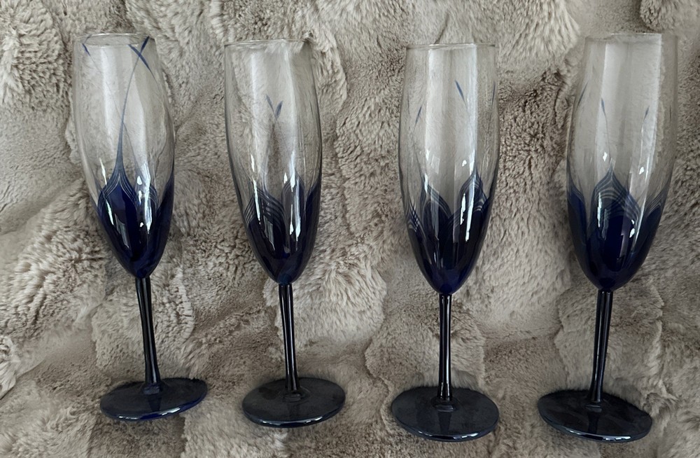Randy Strong Creative Art Glass Set of 4 Champagne Glasses Blue Pulled Feather