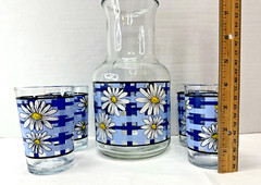 Vintage 1980’s KIG Indonesia Blue & White Daisy Carafe 4 Juice Glasses Cottage