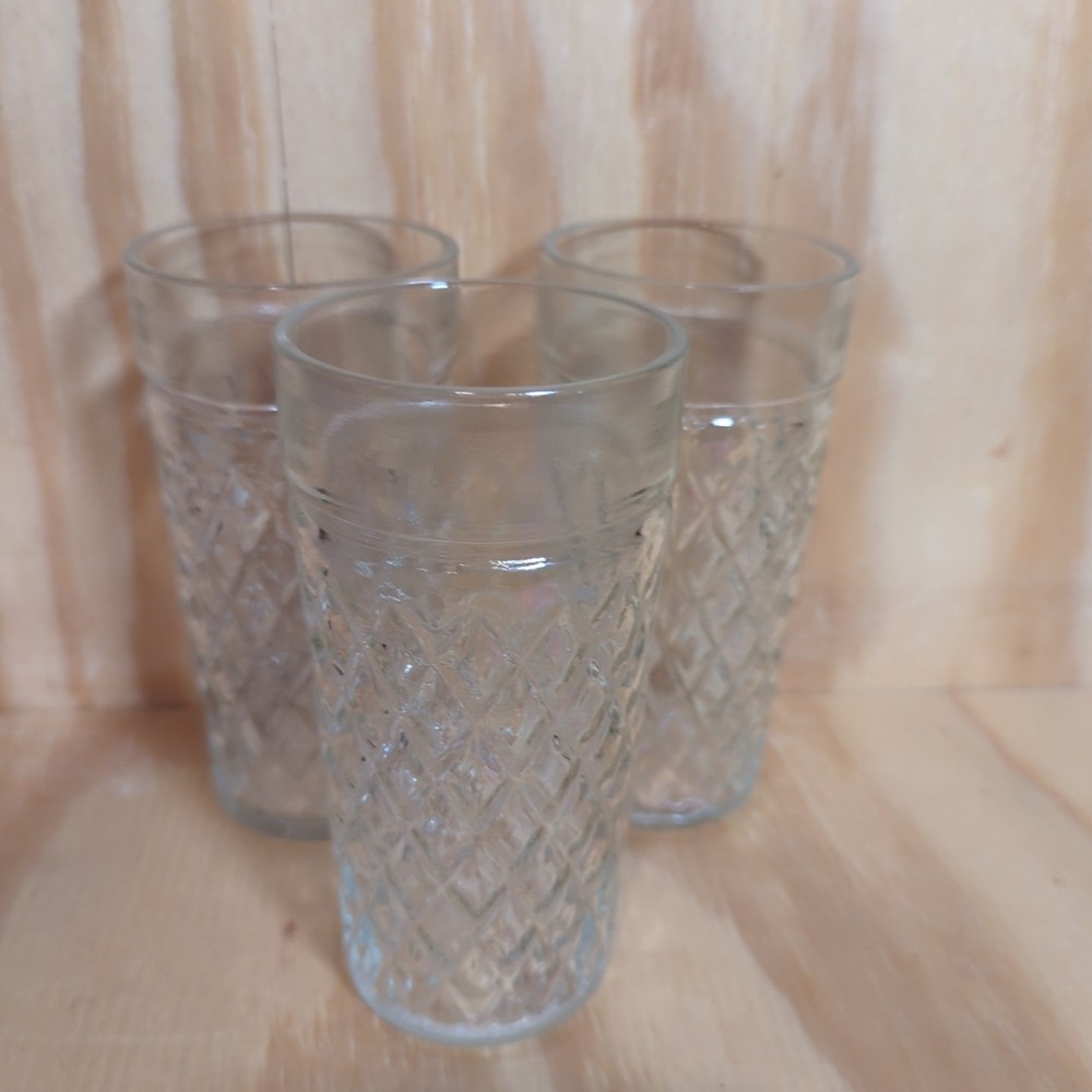 RARE VINTAGE DIAMOND CUT Quilted Jelly Glass 6” Tumbler Set Of 3