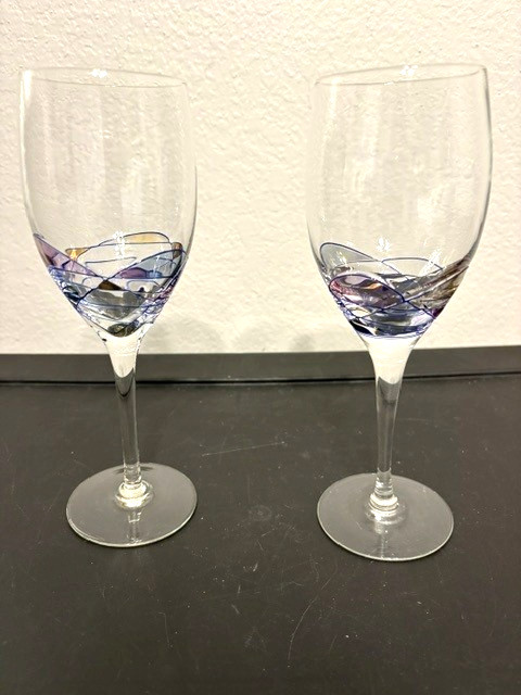 2 NEW Wine Glasses Milano Romanian Hand Painted Mosaic 8.5″ Tall, 12 oz.