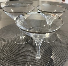 Mimi By Tiffin Franciscan Cut Crystal Champagne Platinum Band W/ 1 Bonus Glass