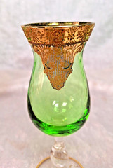 Venetian Green Glass Decanter Bottle W/ 6 Glasses 16.5″ Gold Gilt Italy Vintage