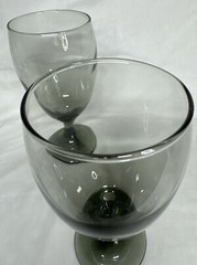 Libbey CLASSIC SMOKE GRAY 7″ Water Goblets Wedding Wine Glasses 16oz Set of 2