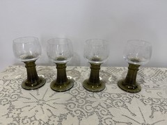 Set of 4 Vintage Small Wine Glass Goblets Floral Green