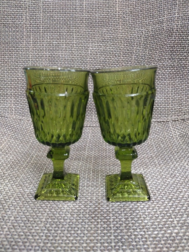 2 Vintage Mount Vernon Indiana Glass Avacado Green Water Goblets SQUARE BASE