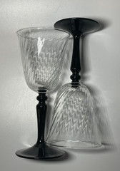 Cristal d’Arques Onyx Optic Swirl Bowl with a Solid Black Teardrop Stem Set of 2