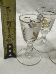 Vintage Libbey Gold Leaf Frosted Cordial Glasses SET OF 3 – 3.5″