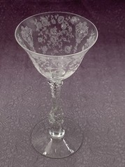 1 Cambridge Crystal Rose Point Liquor Cocktail Glass 6″ Height HOLDS 3 OZ
