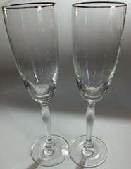 Set Of 2 Gilded Gold Rimmed Champagne Flutes