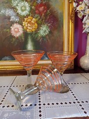 Large Hand Blown Retro Orange Swirl Art Glass Martini/ Margarita Glasses Set-3