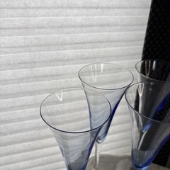 Set Of 5 10″ Sapphire Blue Art Glass Flutes- Modern Bullet Base Stemware
