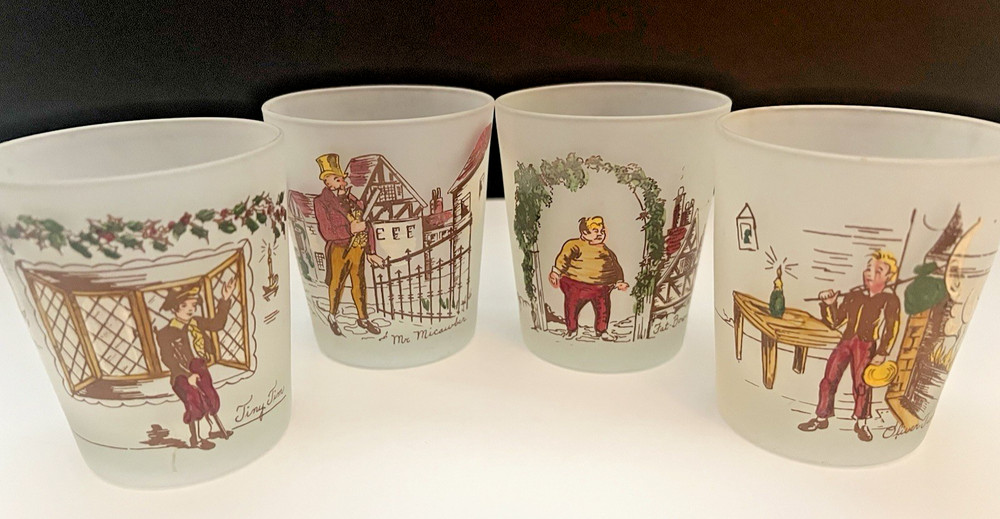 Hazel Atlas Set of 4 Vintage Lowball Frosted Glasses Charles Dickens Series