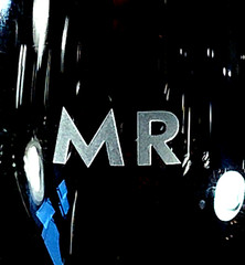KATE SPADE DARLING POINT MR & MRS WINE GLASSES, Etched Crystal, 9 1/2″, 2PCS