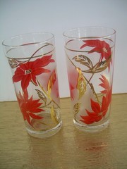 PAIR MCM CULVER Poinsettia Leaves W/Gold Stem 22k Gold ~6 Inch Tumblers NICE
