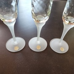 VALERIE Frosted Stem Champagne Flute 9.5″ Crystal Clear 6oz optic swirl bowl