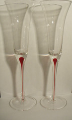 Pier 1 Red Teardrop 10 1/4″ Champagne Flutes – 2