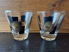 Vtg MCM Atomic Starburst Whiskey/Dble Shot Glasses Gold &Black Barware Set of 2