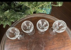 Oscar de la Renta Etched Flowers Crystal Glasses Set Of Four