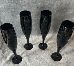 Mikasa Crystal Elegance Midnight Black lot of 4 Champagne Flutes 9”