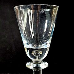 HADELAND TANGREN WINE GLASS, Blown Crystal, 6 1/2″, 5 Oz, Made in NORWAY
