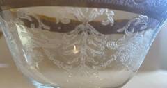 Vtg Champagne Glass W/Gold Trim on Rim & Outline of Base & Lace/Plant Etch Lt 2