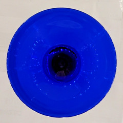 4 Skyy Vodka Clear Glass Etched Logo 6.5″ Cobalt Blue Stem Martini Glasses.