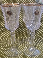 Royal Crystal Rock NEW Aurea Gold Wine Glasses  Elegant Vintage Stemware (4)