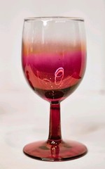 4 Vintage Cranberry Ombre Wine Glasses Gold Rim Mid Century Frosted Pink Goblets