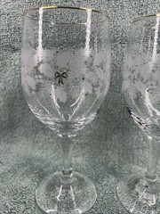 Libbey Frosted Holly-Pine-Gold Ribbon-Trim Water-Wine Goblets 7 1/8 in. Set of 2