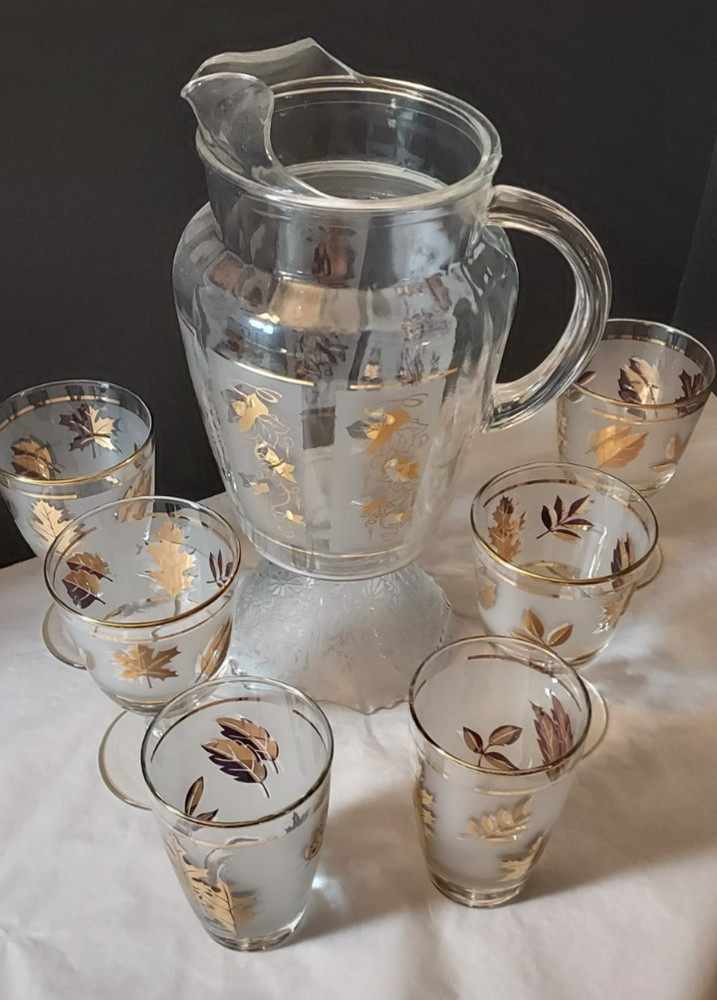 Summer Lemonade!! Anchor Hocking Gold Ivy Pitcher + 6 Libbey Gold Leaf Goblets