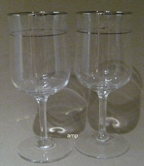 Lenox Moonspun Lot of 2 Wine Glasses 6 1/4″ PERFECT!