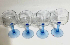 Set of 4 Blue Stemmed Wine Glasses 6.25″ Tall Clear Bowl 6 oz Capacity