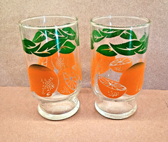 Set of 2 Vintage Anchor Hocking 1987 Orange Juice Glasses 6 Ounce
