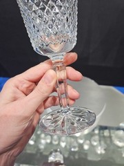 1 Wine Goblet 6-3/4″ Glass, crystal cut Signed Lenox USA «Beacon Hill» diamonds