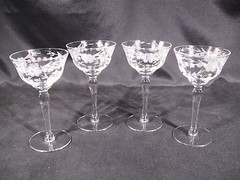 Unknown Manufacturer Optic Gray Cut Flower/Floral Dots Cordial/Claret Group (8)