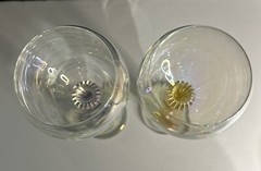 2 VINTAGE BRIONI HAND BLOWN ART GLASS IRIDESCENT TULIP WINE GLASSES SIGNED