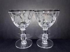 Set of 2 Heisey Rose Etched Crystal Cocktail Liquor Glasses 4 3/4 in