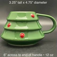 Hallmark Stoneware Christmas Tree 2 Stacking Mugs with Lid 2022 China 10″ tall