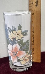 Set of Three Floral Glassware Tumblers with Peach and Yellow Flowers 5″ Vintage