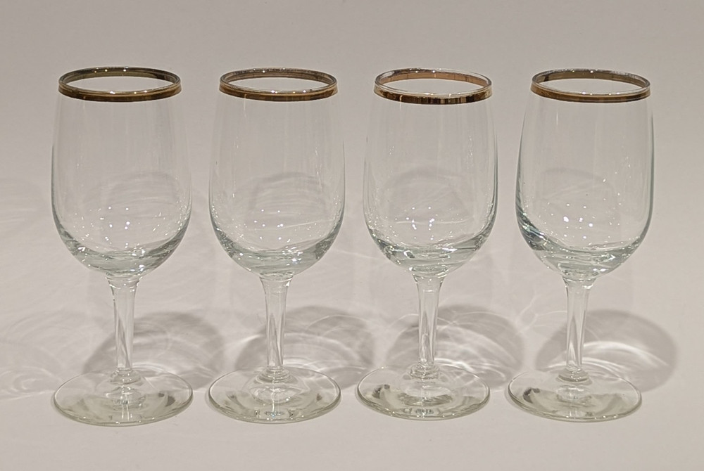 Set/4 Vintage Wine Glasses Gold Rim, Solid Clear Glass Stemware, 7 oz 6″ Tall