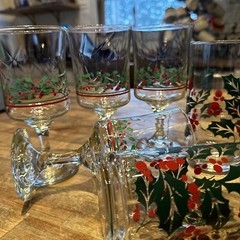 Gibson INDIANA Glass Holly & Berries Christmas Tumblers Holiday Set Of 8 Vintage