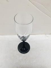 LUMINARC FRANCE DOMINO SIGNATURE BLACK CHAMPAGNE FLUTE 8 1/2″